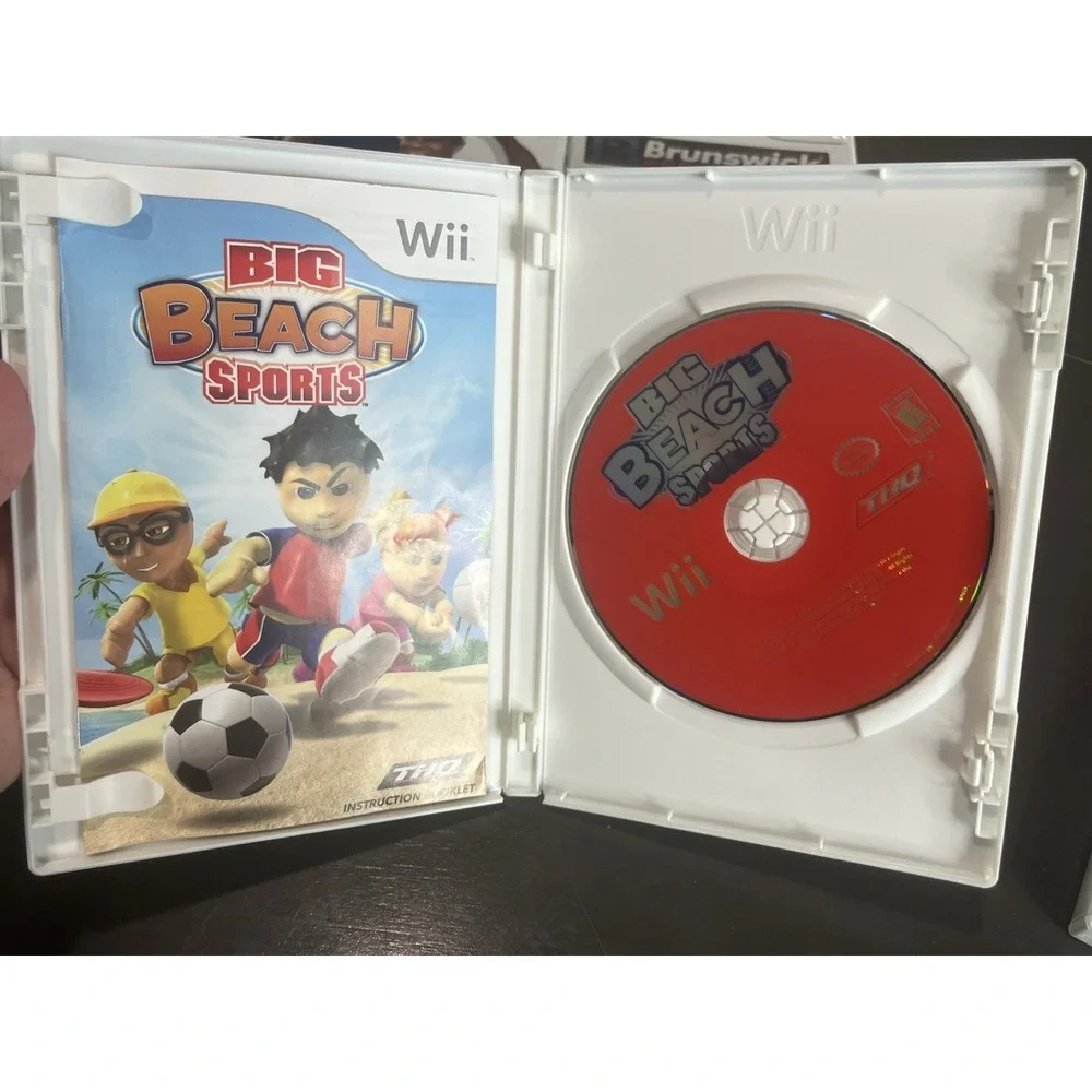Wii Lot Of 4 Games Bowling Wii Play Tiger Woods Golf Big Beach Sports